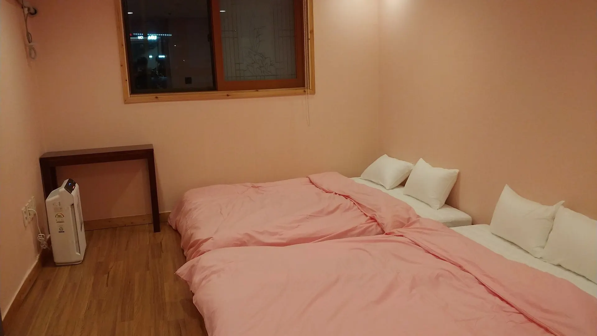 בוסאן Four Season Guest House